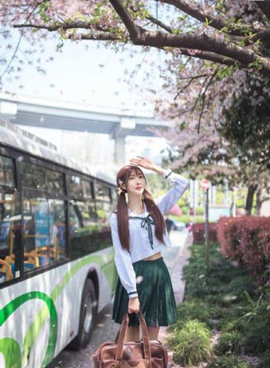 久久精品亚洲AV无码四区_高清在线视频观看